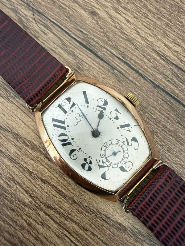 Omega Classic Vintage Tonneau 14K Solid Rose Gold Watch
