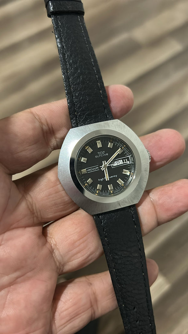 Glycine SPECTRUM HIGH FREQUENCY VACUUM 343.121 Vintage Collection NOS Watch