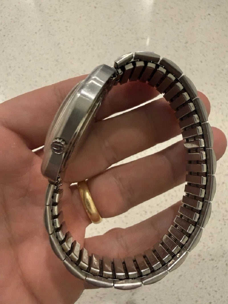 Bulova Accutron 70’s Accutron 218 Stainless Coffin Case Gradient Dial Mens Watch Serviced