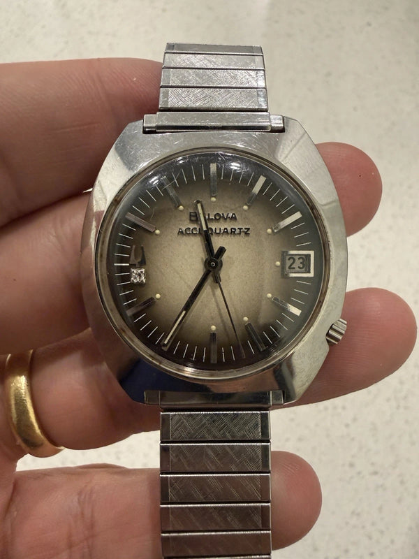 Bulova Diamond Vintage 1970’s Accuquartz Diamond Sunburst Dial Watch