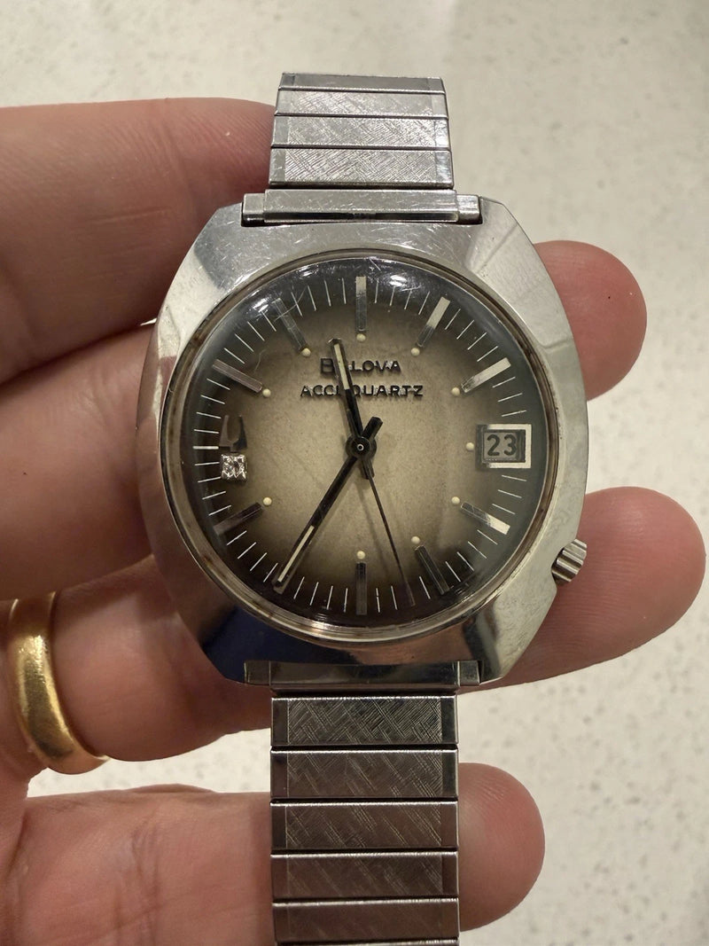 Bulova Diamond Vintage 1970’s Accuquartz Diamond Sunburst Dial Watch