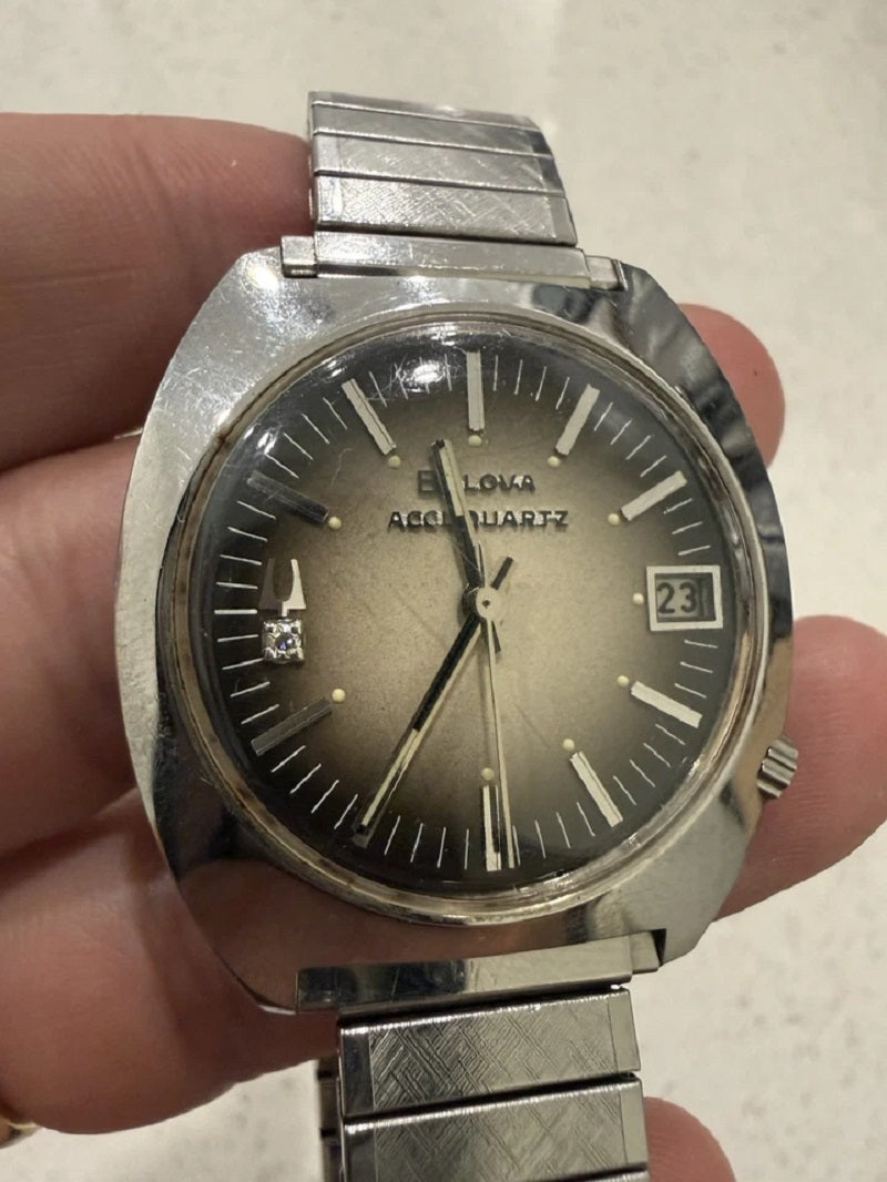 Bulova Diamond Vintage 1970’s Accuquartz Diamond Sunburst Dial Watch