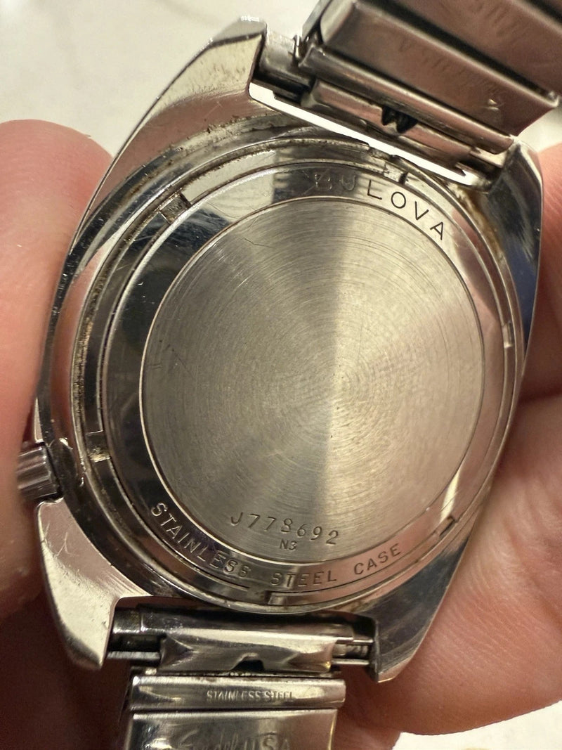 Bulova Diamond Vintage 1970’s Accuquartz Diamond Sunburst Dial Watch