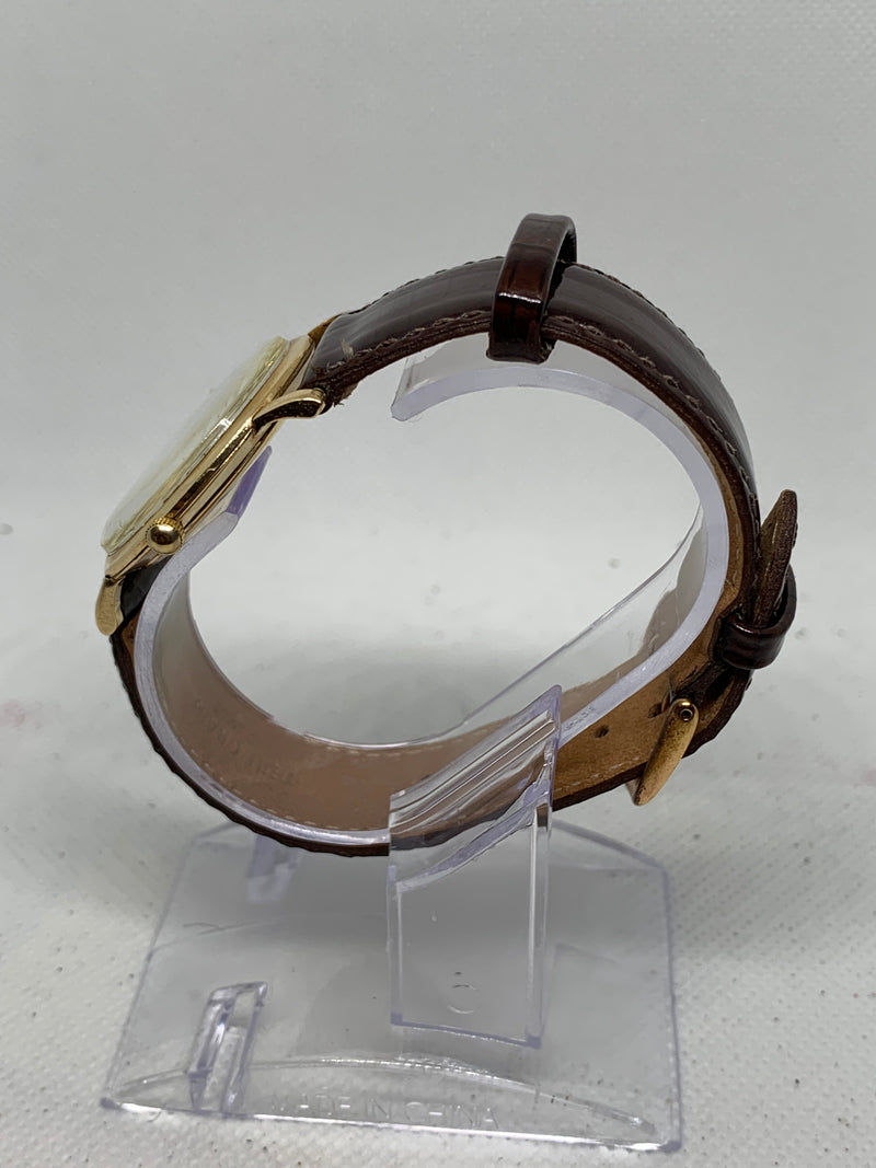 Universal Genève Solid 14K Gold Dress Watch