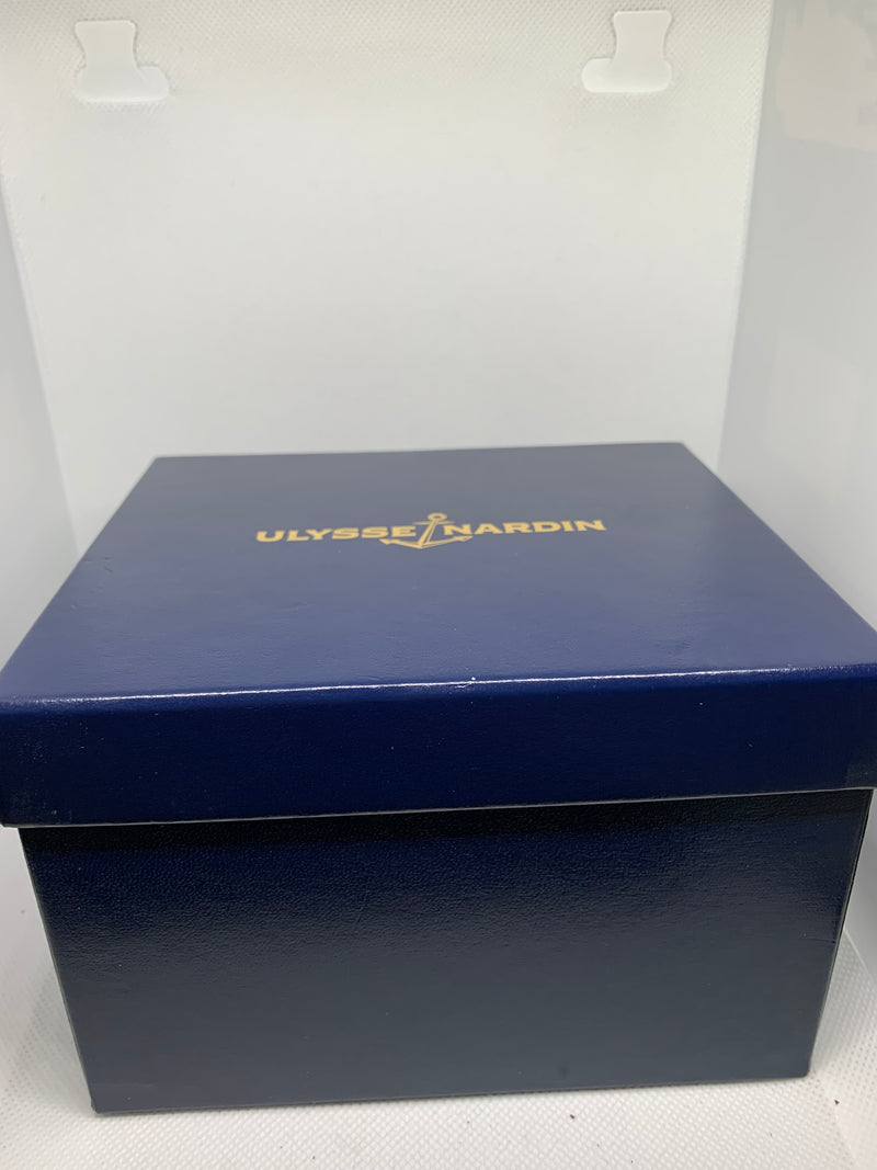 Ulysse Nardin Michelangelo Big Date 233-68 35 x 37mm Silver Dial Steel Braclet Full Set Excellent