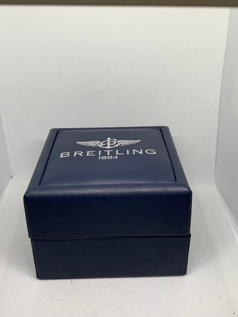 Breitling Chronomat Balack Dial 39MM Steel & 18K Yellow Gold B13050.1 Diamond Bezel