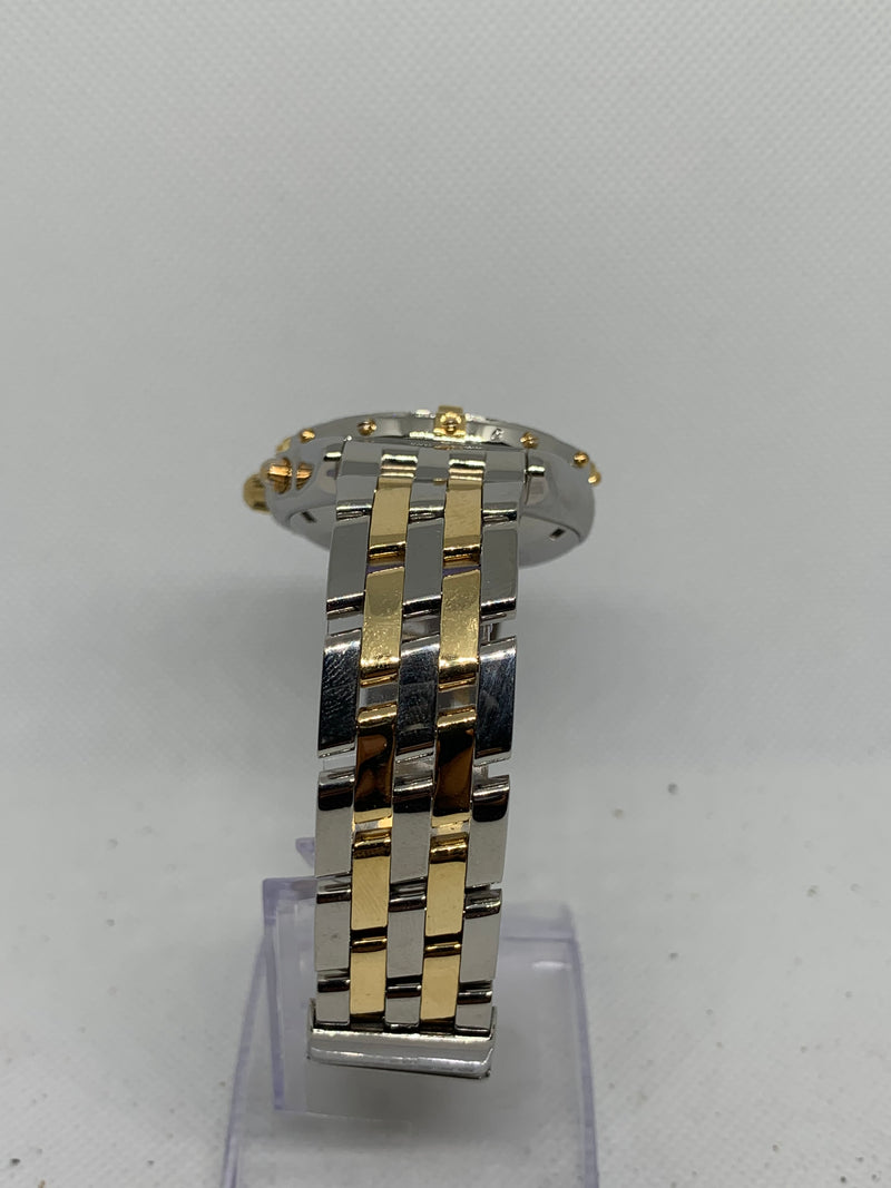 Breitling Chronomat Balack Dial 39MM Steel & 18K Yellow Gold B13050.1 Diamond Bezel