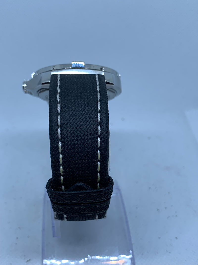 Breitling Avenger Automatic 43 Full Set