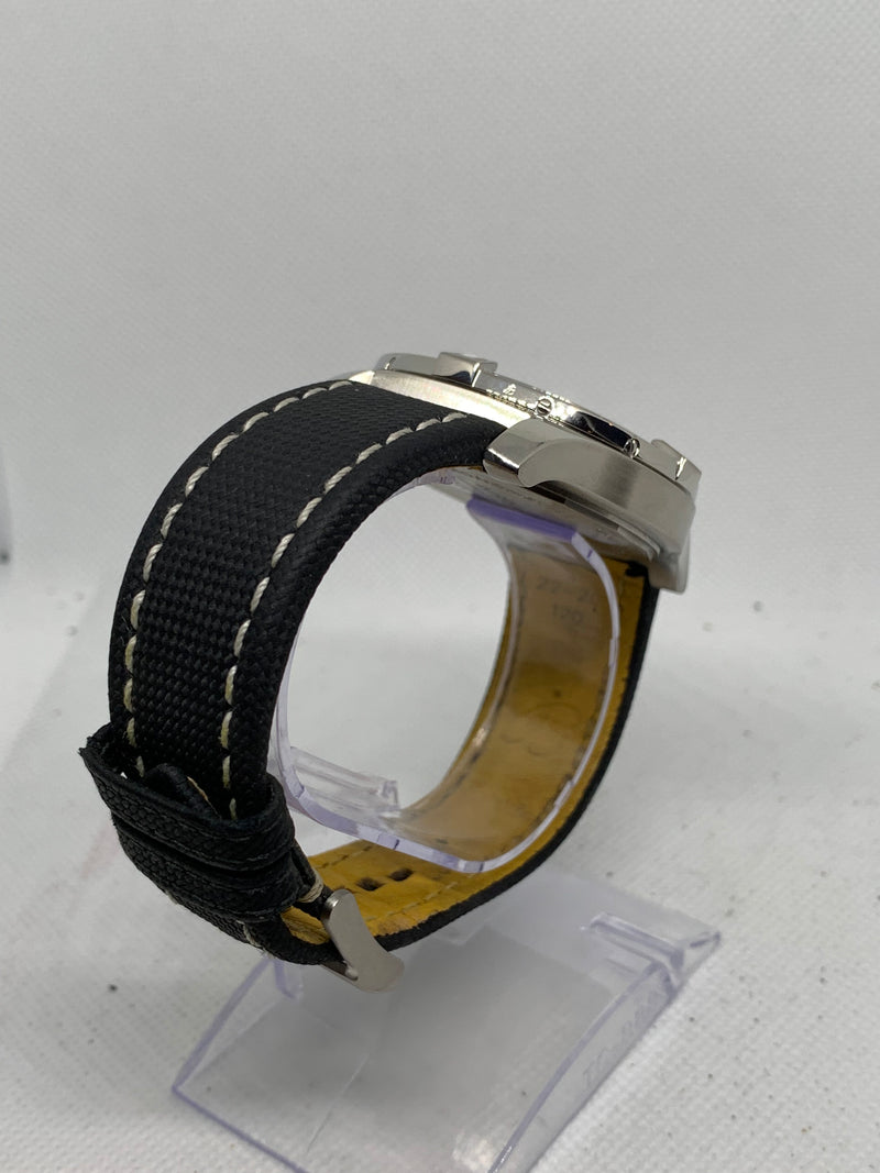 Breitling Avenger Automatic 43 Full Set