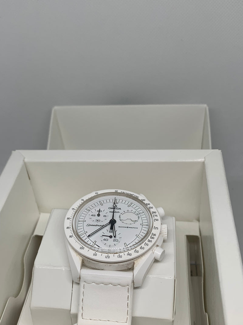 Swatch Moonswatch Mission To The Moonphase