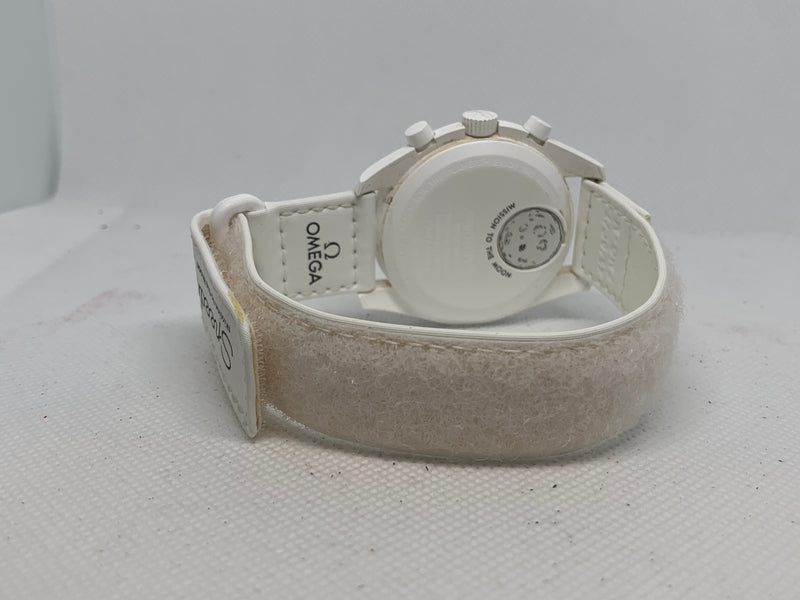 Swatch Moonswatch Mission To The Moonphase