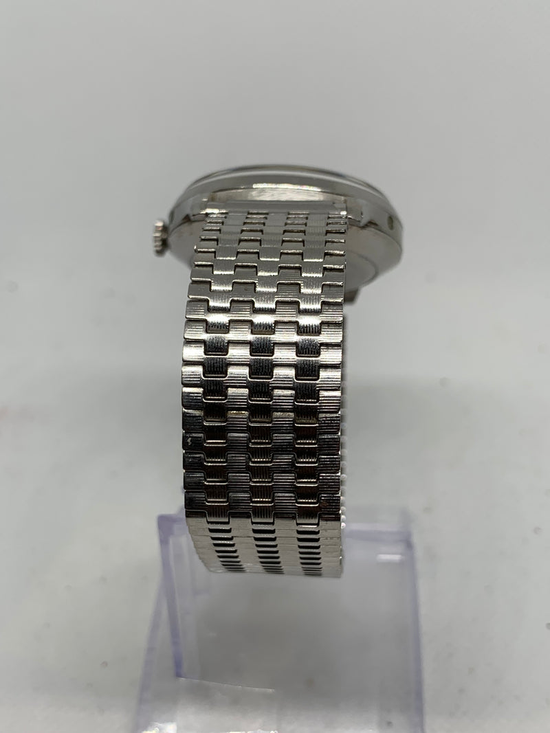 Leonidas By Heuer Triple Date Moon Phase 35 mm CIRCA 1950 Steel