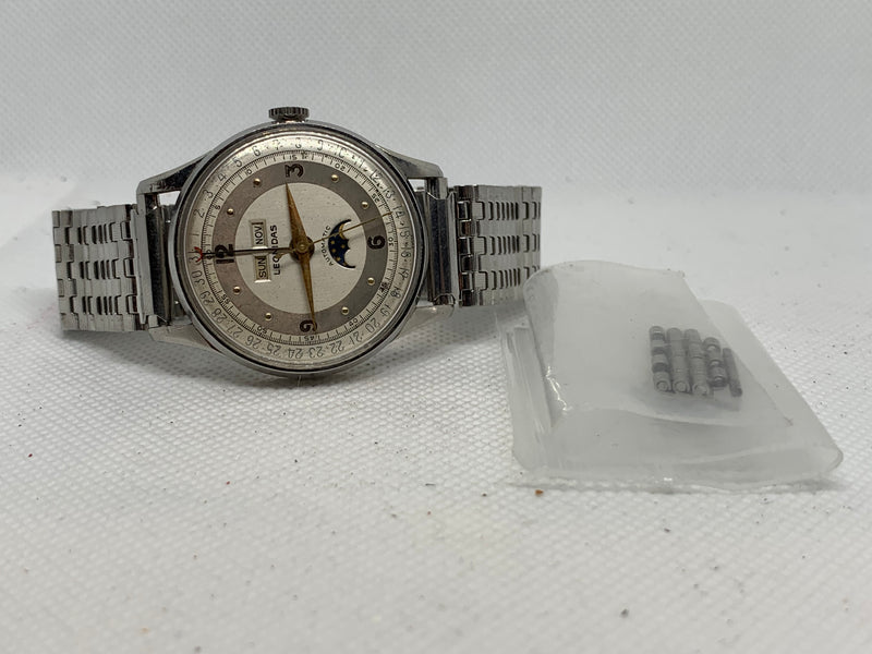 Leonidas By Heuer Triple Date Moon Phase 35 mm CIRCA 1950 Steel