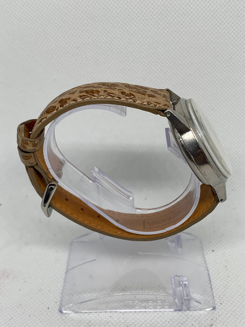 Wyler chronograph Valjoux 23 Silver dial 1960’s