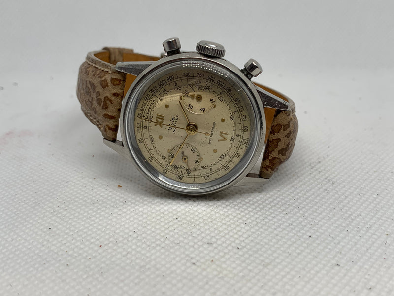 Wyler chronograph Valjoux 23 Silver dial 1960’s