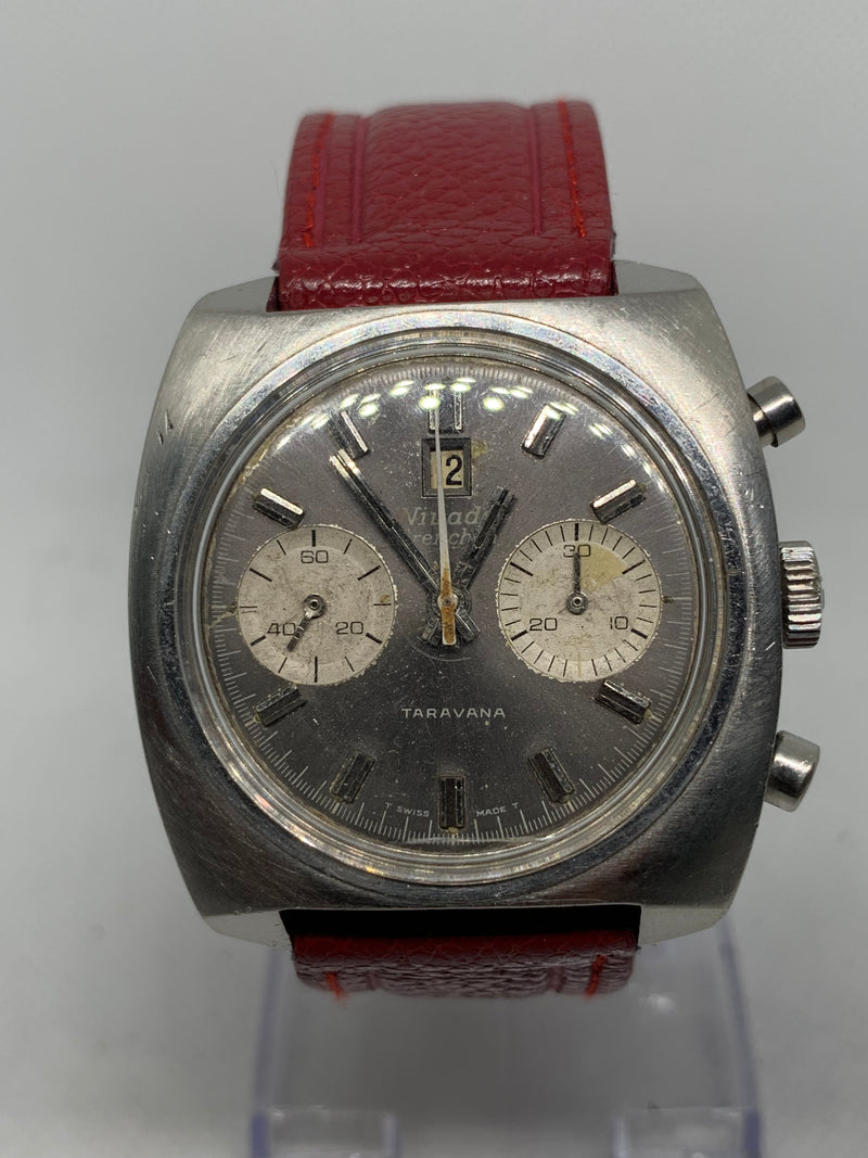 Nivada GRENCHEN TARAVANA Vintage swiss winding chronograph watch Cal. Landeron 187