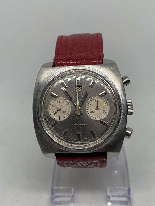 Nivada GRENCHEN TARAVANA Vintage swiss winding chronograph watch Cal. Landeron 187