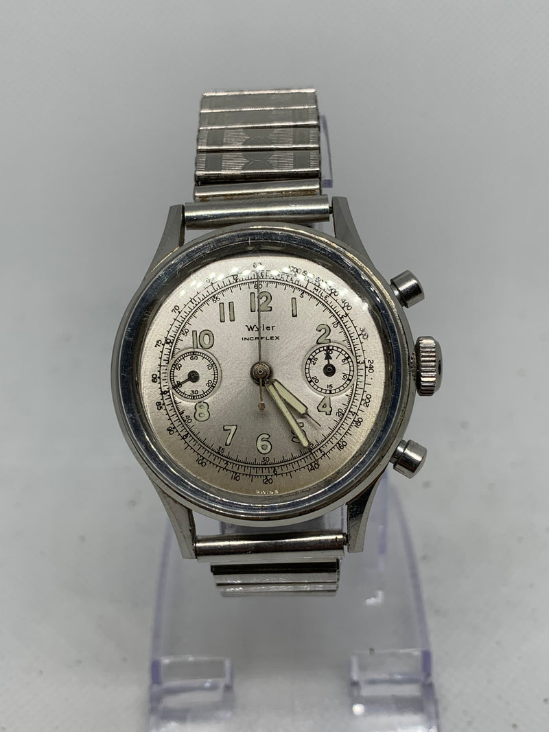 Wyler chronograph Valjoux 23 Silver dial 1960’s