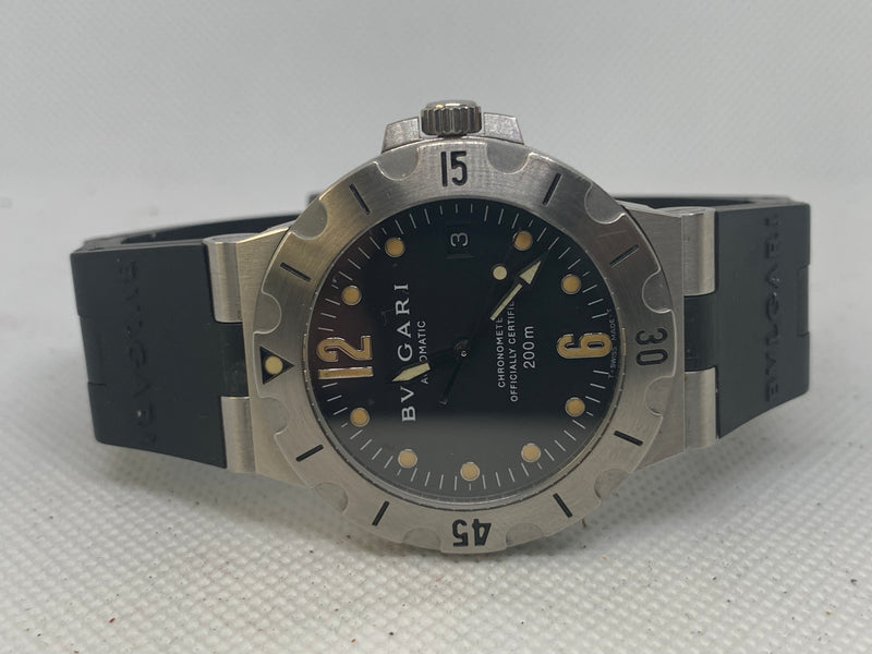 Bulgari Diagono Scuba 200M Automatic Chronometer Black Dial Black Rubber Strap SD 38 S