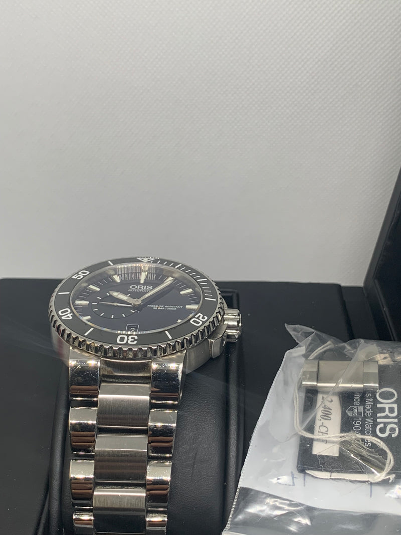Oris Aquis Small Second Date Full Set