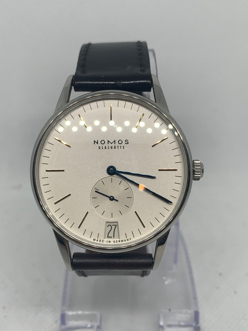 NOMOS Orion Datum 38 Date With Box