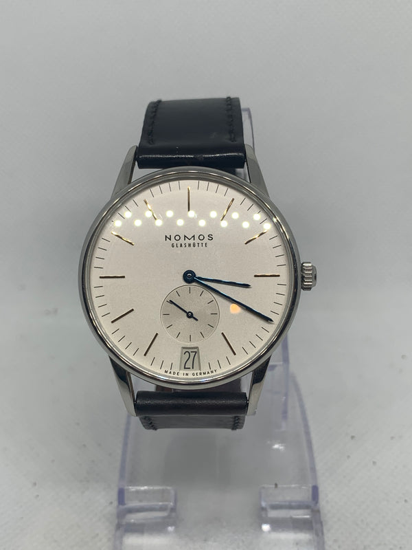 NOMOS Orion Datum 38 Date With Box