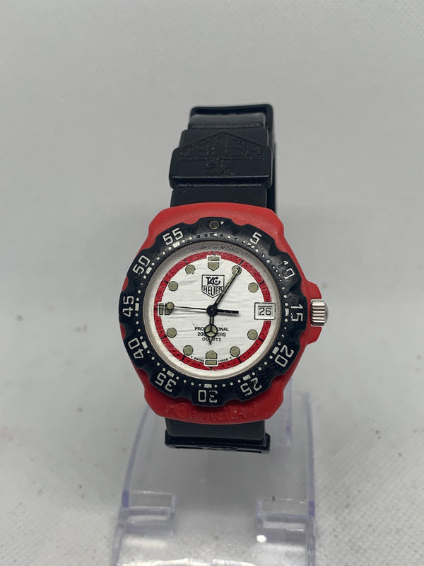 TAG Heuer Formula 1 Quartz Professional 200m F1 Series Diver