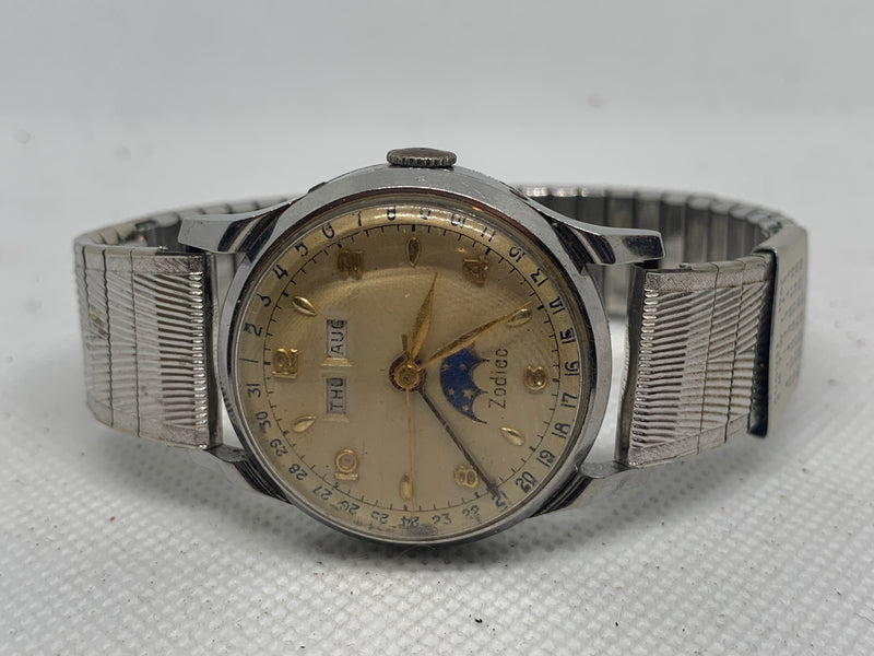 Zodiac 1960's Vintage Zodiac Ref. 742-908 Triple Date Calendar Moonphase in Satinless Steel