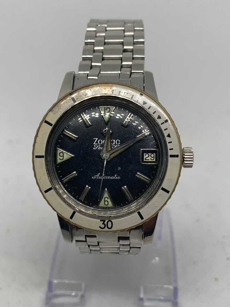 Zodiac Sea Wolf 1960s Automatic Watch Bakelite Bezel S.S. Original Bracelet