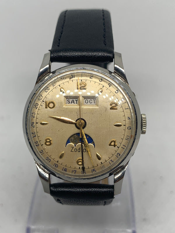 Zodiac 1960's Vintage Zodiac Ref. 742-908 Triple Date Calendar Moonphase in Satinless Steel