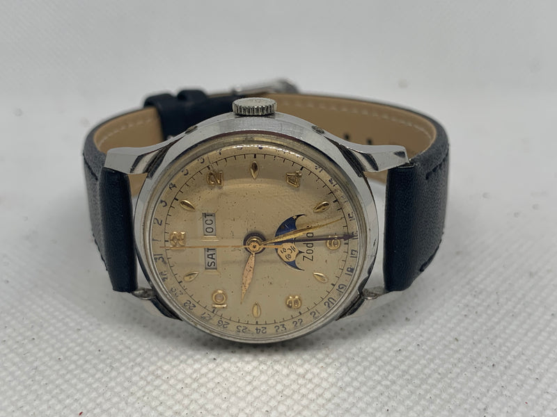 Zodiac 1960's Vintage Zodiac Ref. 742-908 Triple Date Calendar Moonphase in Satinless Steel