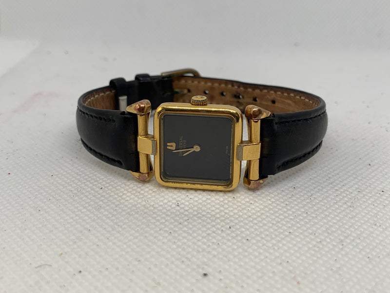 Universal Genève hand winding 17 Jewels Ref 511627