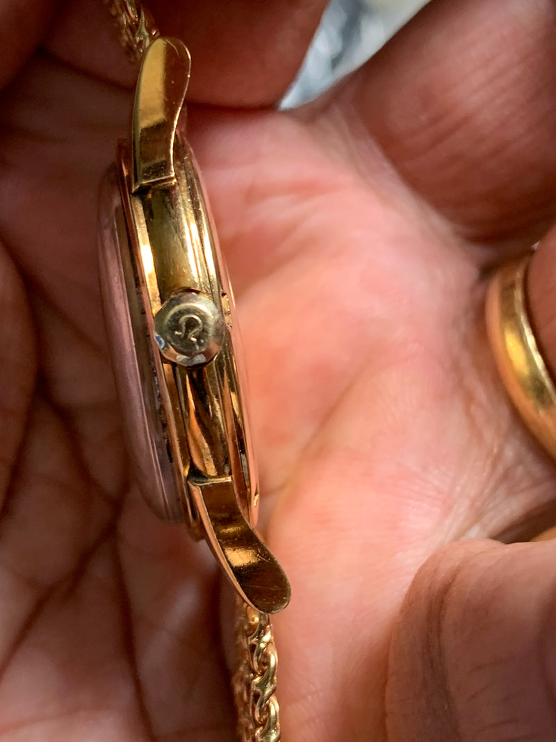 Omega Constellation Vintage 34mm 18k Yellow Gold Pie Pan Dial