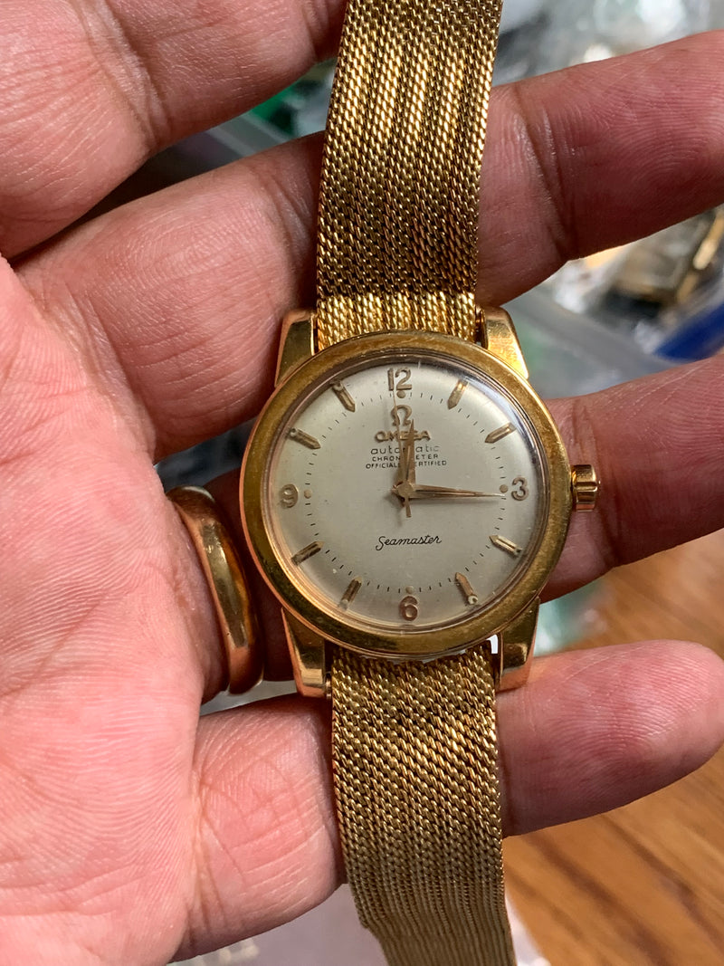 Omega Seamaster Vintage 34mm 18k Yellow Gold