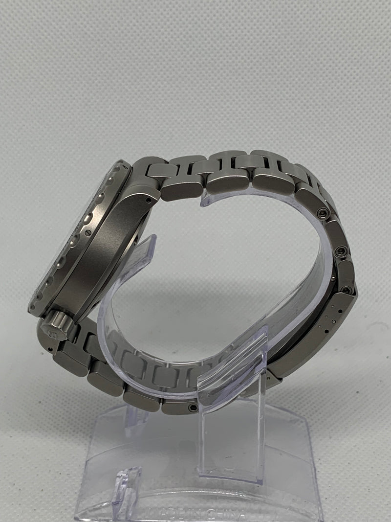 Sinn U1 Diving U1 on H-Link Quick Adjust Bracelet