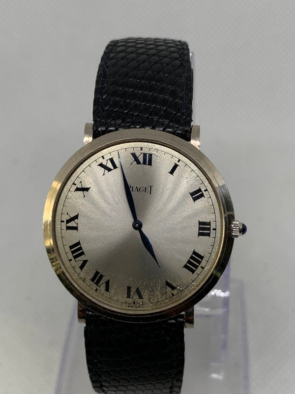 Piaget Classic 902 18k White Gold 31mm watch