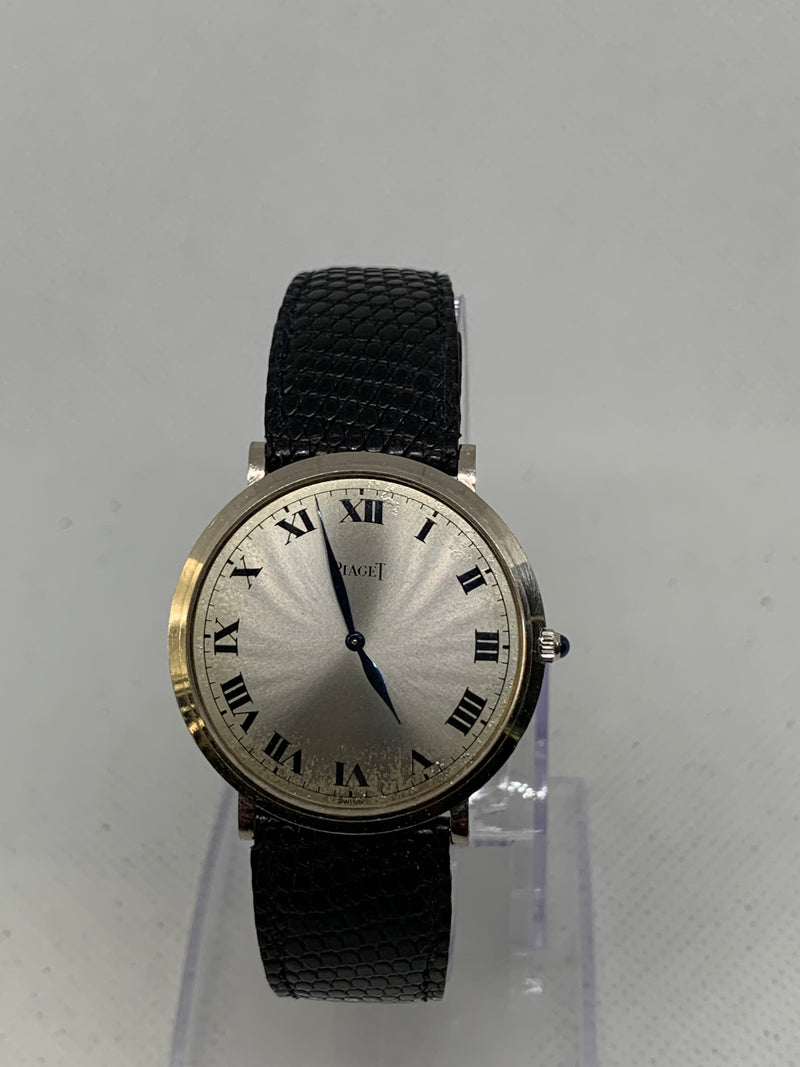 Piaget Classic 902 18k White Gold 31mm watch