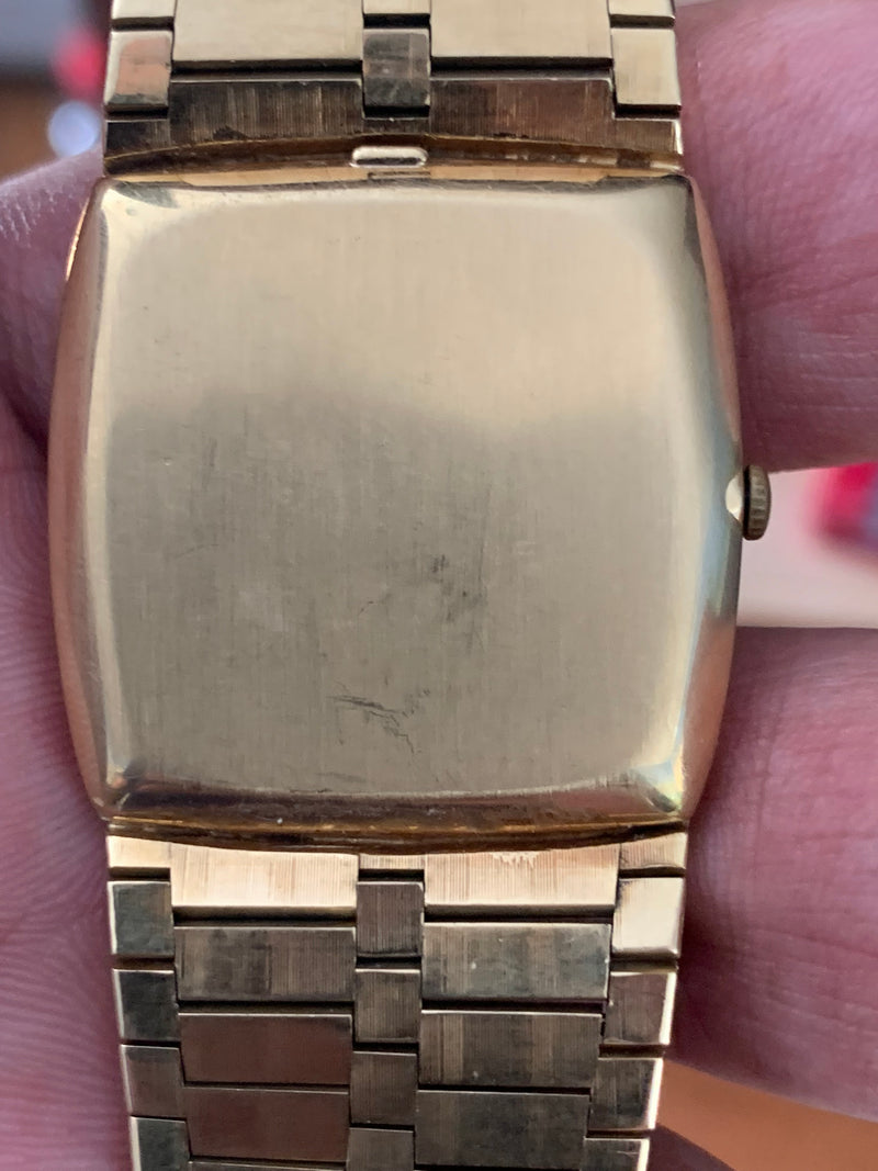 Vacheron Constantin Vintage 18 Karat Yellow Gold Vacheron Constantin Model 2045 Ultra Thin