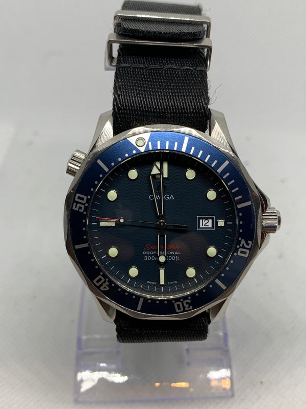 Omega Seamaster Diver 300 M PROFESSIONAL 2221.80 DIVER LARGE BLUE MENS WATCH FULL SET