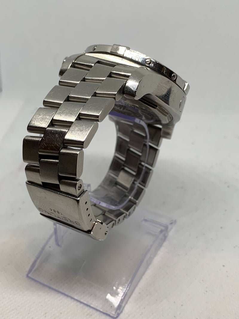 Breitling Avenger Seawolf Chrono 45 mm Black Dial Box Bracelet Stainless Steel