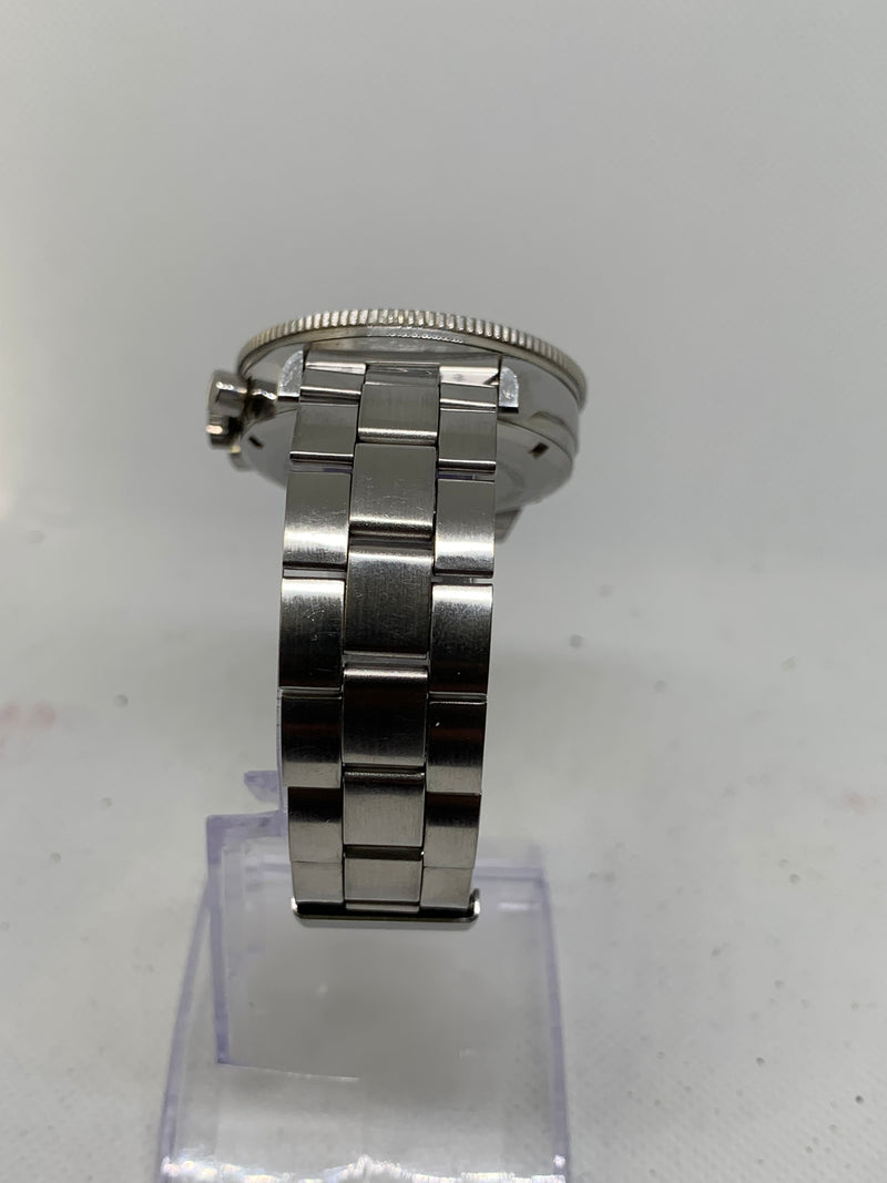 Le Jour Chronograph Vintage Cal. Valjoux 72 Steel 38mm Glossy Tritium Dial 1970’s