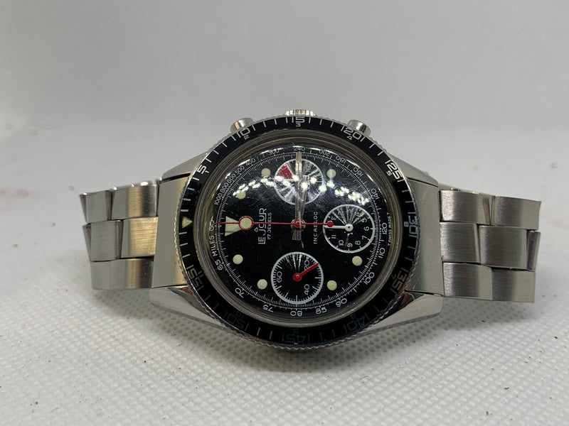 Le Jour Chronograph Vintage Cal. Valjoux 72 Steel 38mm Glossy Tritium Dial 1970’s