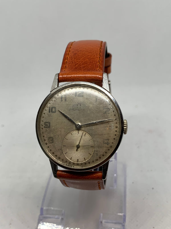 Omega Classic ref. 2271 hand wind 30t2 serviced vintage 40s