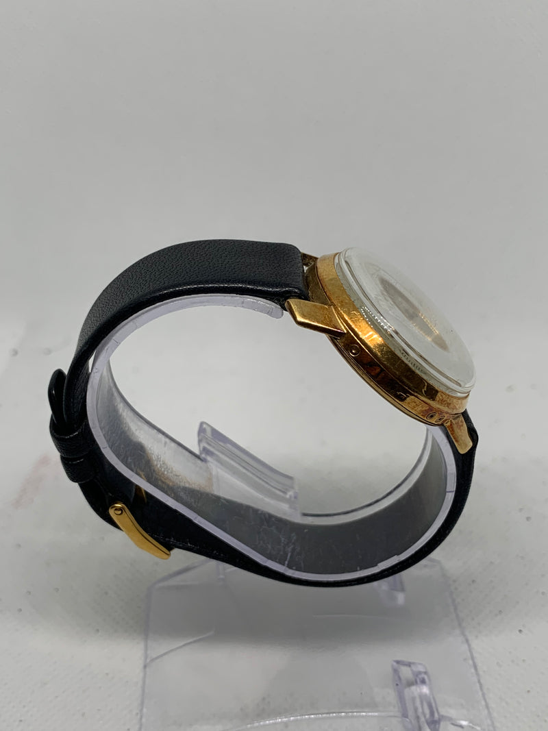 Universal Geneve Triple Date - Moonhase Solid 18k Gold - 1940s - Calendar Watch