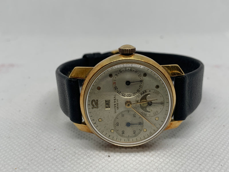 Universal Geneve Triple Date - Moonhase Solid 18k Gold - 1940s - Calendar Watch