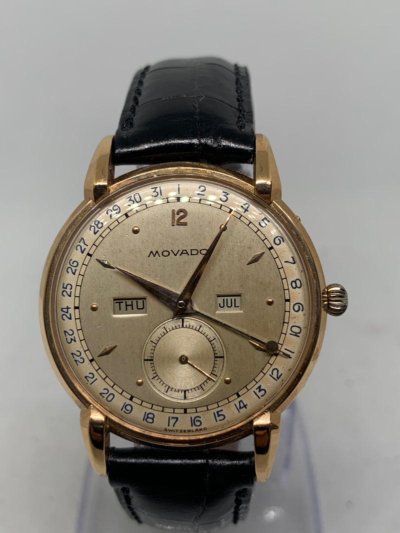 Movado Vintage Triple-Calendar in 18kt Solid Rose Gold from 50s Excellent Condition Fancy Lugs