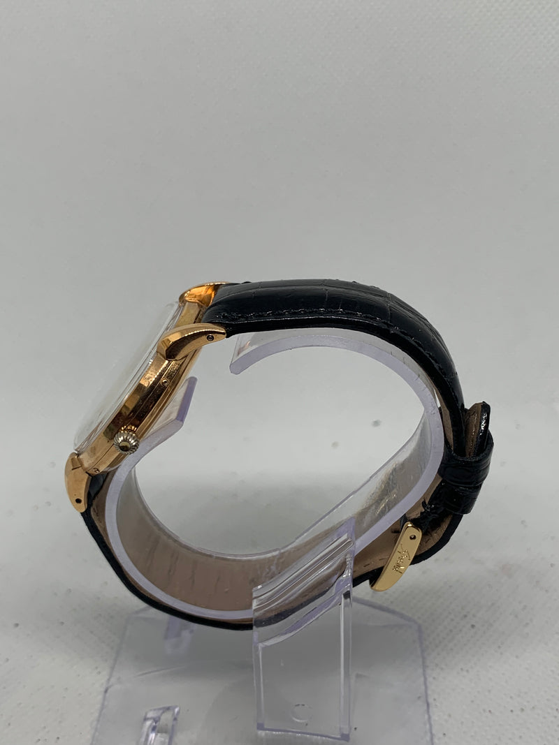 Movado Vintage Triple-Calendar in 18kt Solid Rose Gold from 50s Excellent Condition Fancy Lugs