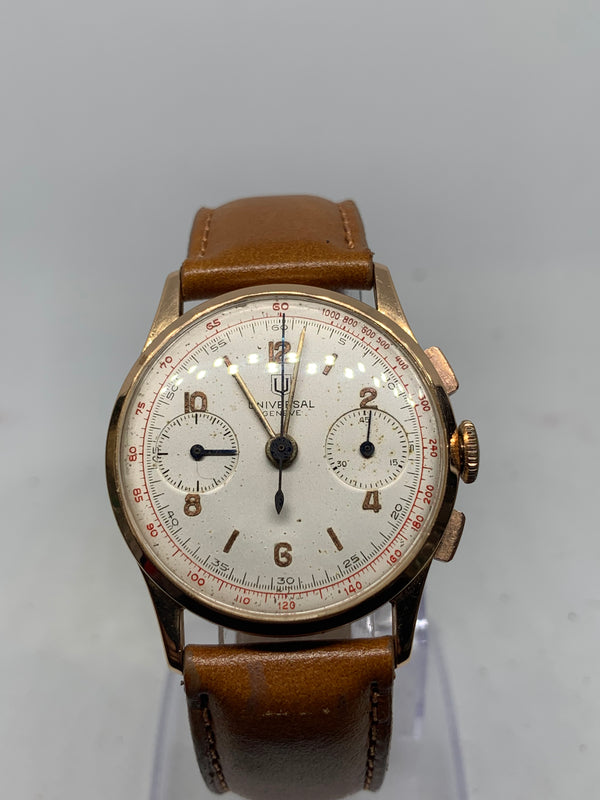 Universal Genève Vintage Chronograph 18kt Solid Rose Gold from the 1940s