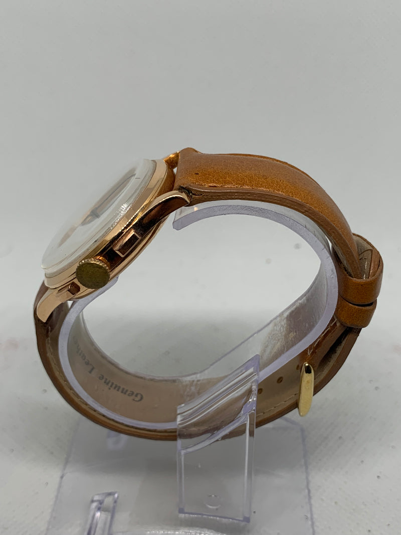 Universal Genève Vintage Chronograph 18kt Solid Rose Gold from the 1940s