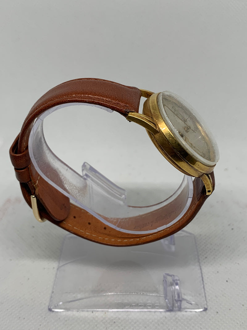 Heuer Vintage 1940's Chronograph Solid 18k Yellow Gold 36mm